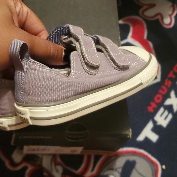 Sneakers - Picture 3 of 3